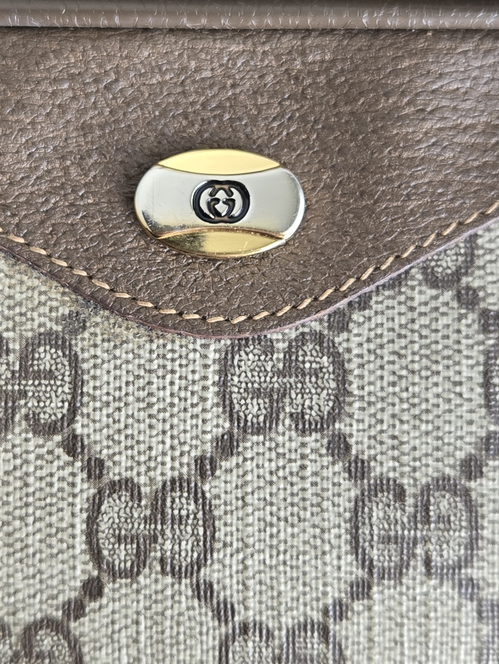 Vintage Gucci GG Supreme Crossbody Bag - Picture 5 of 14